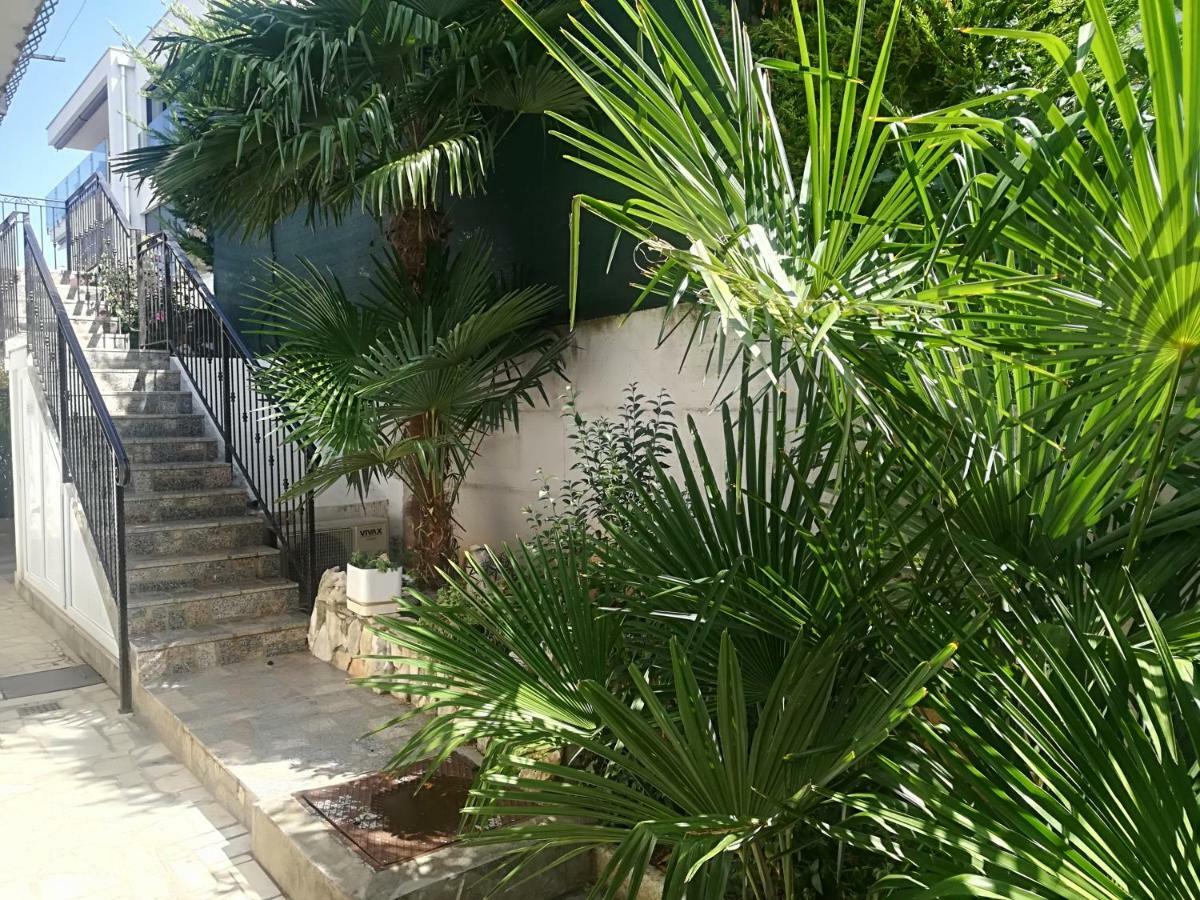 Apartment Jozefina Porec Esterno foto